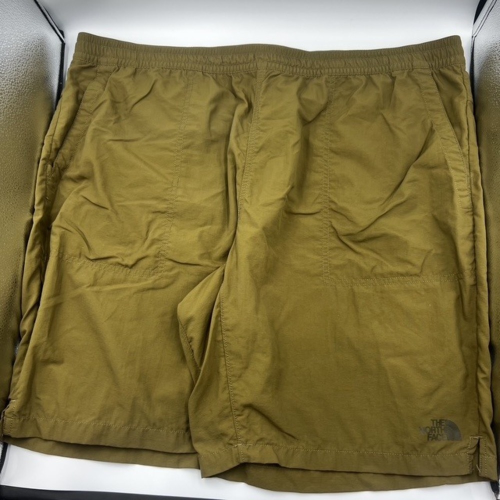 The North Face FlashDry Men's XXL Olive Green 9" Nylon Hiking Shorts